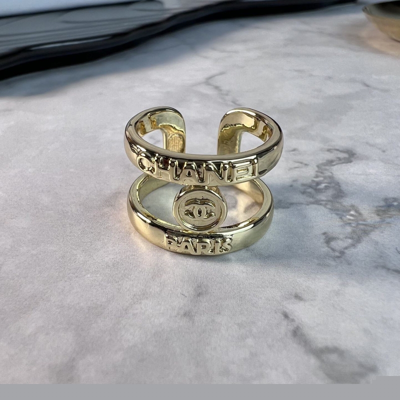 Ch*el rings